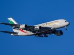 48 samolotów na godzinę. ZEA otworzyła korytarze powietrzne