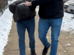 Rozcinał składane dachy w kabrioletach. "Samochodowy chirurg" okradł przynajmniej sześć samochodów w Śródmieściu