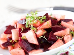 Na przednówku powinniśmy jeść codziennie. Najzdrowsze wśród owoców i warzyw