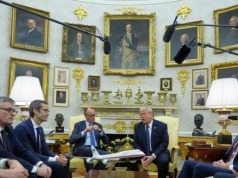 Trump zapytany o wzrost cen ropy. "Jak tylko to się skończy, to one spadną"