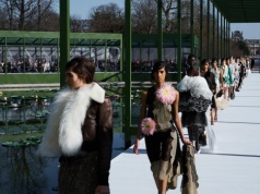 Dior jesień-zima 2026/27: najpiękniejsza kolekcja Jonathana Andersona trafiła właśnie na wybieg