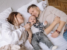 208 tys. zł jednorazowo za urodzenie dziecka zamiast 800 plus. Ministra rodziny zabiera głos