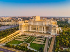 Ekstra ✨ Bardzo tania wycieczka do Bukaresztu za jedyne 371 PLN 🇷🇴 Loty i hotel w cenie 😍