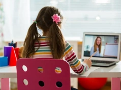 Rodzice krytykują nowe przepisy MEN. „Płacimy dwa razy”