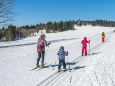 Ostatni moment, by wyruszyć na narty. Tutaj karnety są o połowę tańsze