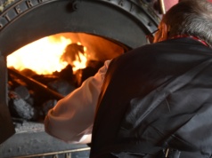 Wiosna na całego, kwitnie smog. Rząd udaje, że kopciuchów nie ma