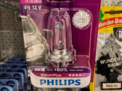 Problemy w fabryce żarówek Philips. Nawet 700 osób może stracić pracę