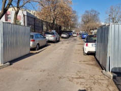 Radni wskazują alternatywę, miasto stawia bramę. Co dalej z parkingiem przy Namysłowskiej?