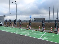 Infrastrukturalna mapa Polski gęstnieje. 145 MOP-ów z ładowarkami