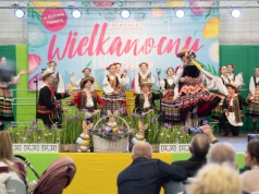 Kiermasz, wystawa ozdób świątecznych i występy. Ruszyło odliczanie do strzegomskiego jarmarku wielkanocnego