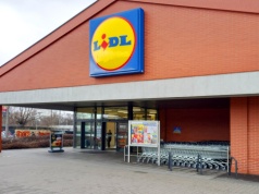 Całodobowy Lidl ruszył. Pierwsze sklepy już zmieniły godziny otwarcia