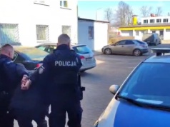 Brutalny atak na 49-latkę w drodze do pracy. Zatrzymano Kolumbijczyka