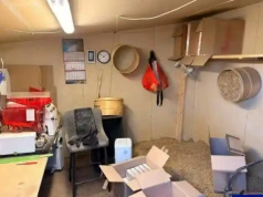 Tajna fabryka za ukrytymi drzwiami! 63-latek produkował tysiące papierosów na godzinę