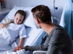 Prof. Teresa Jackowska przed HCC: dzieci rodzi się mniej, ale problemów zdrowotnych nie ubywa