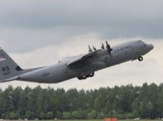 Indie finalizują przetarg. Chcą nowych samolotów transportowych