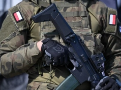 Polscy żołnierze kupują buty na własną rękę. MON znów zmienia przepisy