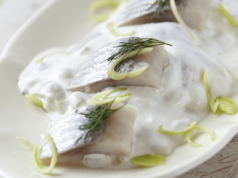 Śledzie w śmietanie przepis babci. Najlepszy przepis
