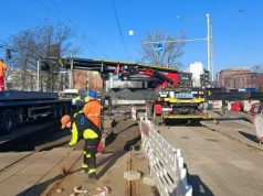 Tory rozebrane, czas na „pracę pod spodem”. Tak wygląda remont na Glinianej