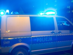 Ugodził ojca nożem, odkręcił gaz i groził, że wysadzi budynek