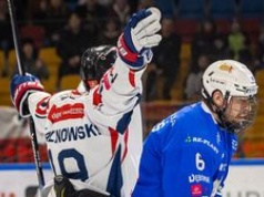 Wielkie emocje na Tor-Torze. Drugi krok na drodze do strefy medalowej postawiony. Hokeiści KH Energi Toruń pokonali Unię 2:1