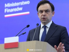 Minister zachwala sytuację na rynku pracy. Realia są jednak nieco inne