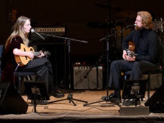 Maya Hawke - nowa płyta i nowy mąż