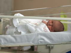 Rekordowe narodziny. Na świat przyszedł ogromny noworodek. Zdjęcia są hitem sieci