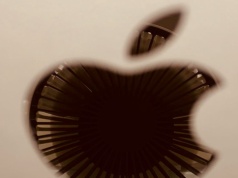 Hakują iPhone’y i kradną wielką kasę. Ofiarą może być każdy