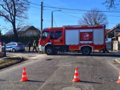 Wjechał w bok osobówki. Poszkodowane dziecko (ZDJĘCIA)