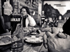 Dlaczego nie powinniśmy pić wódki?