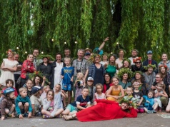 „Historyczne miejsce i przestrzeń do życia”. Mieszkańcy walczą o Boisko pod Wierzbami