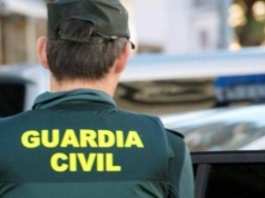 Czego nie można wnieść na pokład? Guardia Civil pokazuje zatrzymane przedmioty