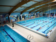 Legionella i zamknięty… niewłaściwy basen. Pomyłka przy badaniu wody w Tarnowie