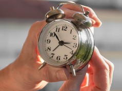 Kanadyjska prowincja odchodzi od zmiany czasu. Premier tłumaczy decyzję