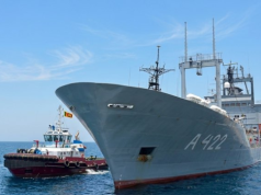 Irański okręt wsparcia na Sri Lance. Załoga poprosiła o schronienie w porcie