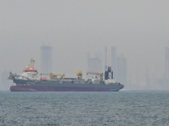 Chiny obawiają się o ropę i gaz? Negocjują z Iranem przepłynięcie statków przez cieśninę Ormuz