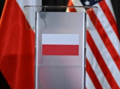 "Będziemy trzymać się obietnicy". Wiceszef Pentagonu wspomniał o Polsce