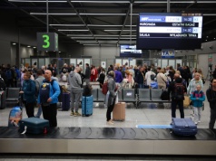 Odwołane loty w obliczu wojny z Iranem. Kto ma szansę odzyskać pieniądze?