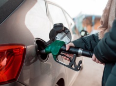 Kierowcy bronią się przed galopującymi podwyżkami paliw i... dostają wysokie mandaty. Nawet do 3000 zł przy dystrybutorze