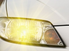 Nieznany przepis o światłach. System nie działa, mandat dla kierowcy