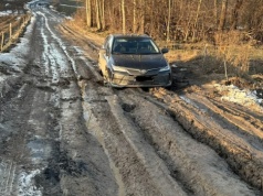 „Jesteśmy odcięci od świata”. Dramatyczny apel mieszkańców Redykajn w sprawie ulicy Poziomkowej