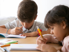 Spór o prace domowe trwa. Motywacją dla uczniów może być ocena z… zachowania