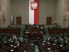 Alarm dla PiS i dwóch koalicjantów. Znamy wyniki nowego sondażu