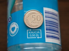 Emeryt z Mazowsza przechytrzył system. Pokazał, jak zarabia setki złotych na kaucji