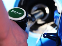 Orlen miał 1962 stacje paliw na koniec lutego, bp 574, Moya 539