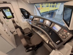 19 nowych pociągów dla Małopolski. Pierwsze pojawią się na torach jeszcze w tym roku (Galeria)