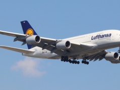 Ewakuacyjny lot przerwany. Kapitan nagle zawrócił samolot