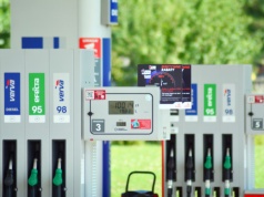 Co się dzieje z cenami paliw w Polsce? Orlen tłumaczy