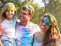 Weekend 7-8.03 w Londynie. Barwne Święto Holi, ciekawe wystawy i show ABBA