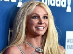 Britney Spears ZWOLNIŁA trenerów TRZEŹWOŚCI kilka tygodni przed jazdą po pijaku